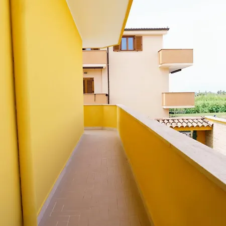 Petrarca Capri Apartment Mondragone
